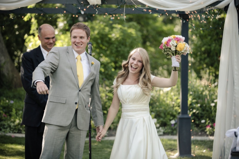 Wedding-and-Portrait-Photographer-Timpanogos-Temple-Wedding043IMG_1802-Blog(pp_w768_h511)
