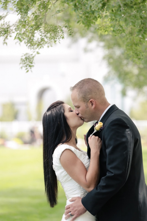 Wedding-and-Portrait-Photographer-Timpanogos-Temple-wedding0210R0A9668-Blog(pp_w480_h720)