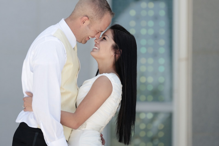 Wedding-and-Portrait-Photographer-Timpanogos-Temple-wedding0300R0A9825-Blog(pp_w768_h511)