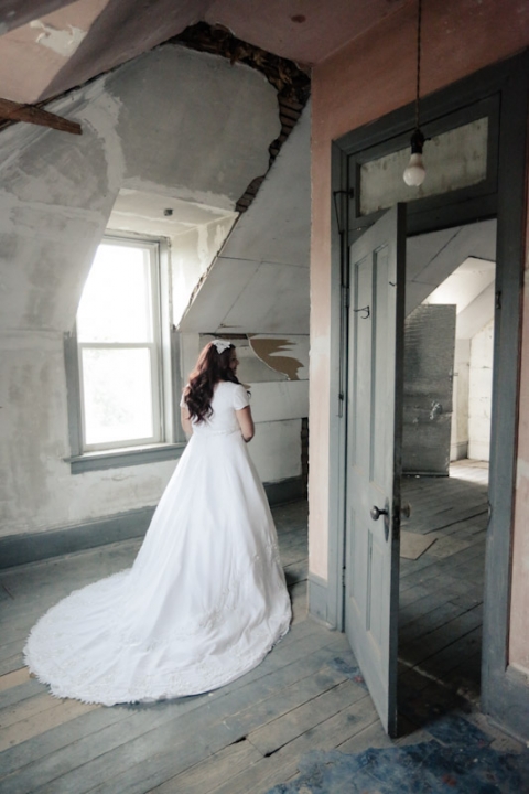 Wedding-and-Portrait-Photographer-Vintage-bridals0200R0A2642-Blog(pp_w480_h720)