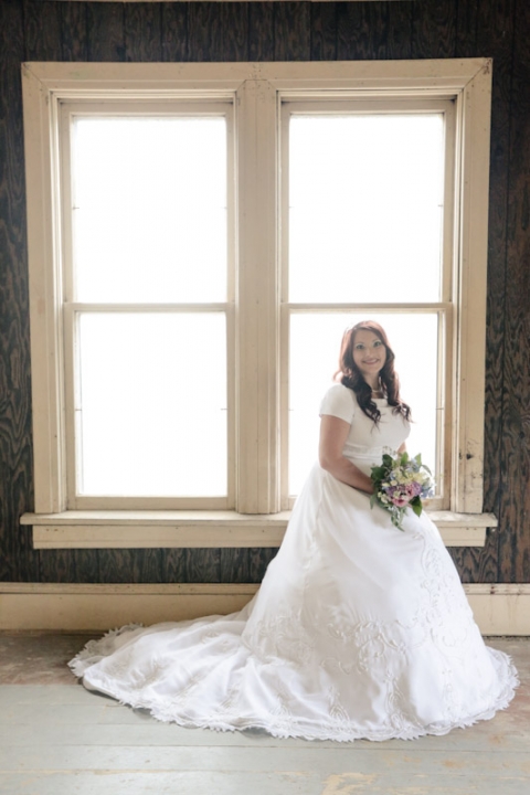 Wedding-and-Portrait-Photographer-Vintage-bridals0210R0A2763-Blog(pp_w480_h720)
