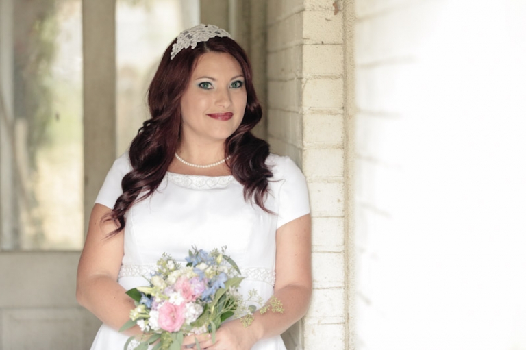 Wedding-and-Portrait-Photographer-Vintage-bridals0240R0A2219-Blog(pp_w768_h511)