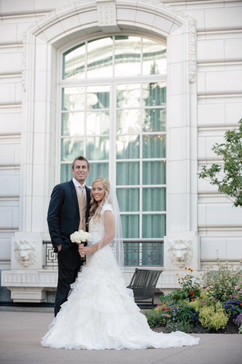 Wedding-and-Portrait-Photographer-slc-bridals0150R0A8546-Blog(pp_w480_h720)