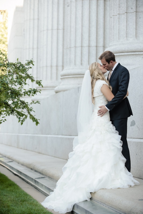 Wedding-and-Portrait-Photographer-slc-bridals0170R0A8750-Blog(pp_w480_h720)