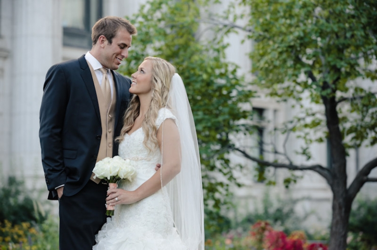 Wedding-and-Portrait-Photographer-slc-bridals0220R0A8658-Blog(pp_w768_h511)