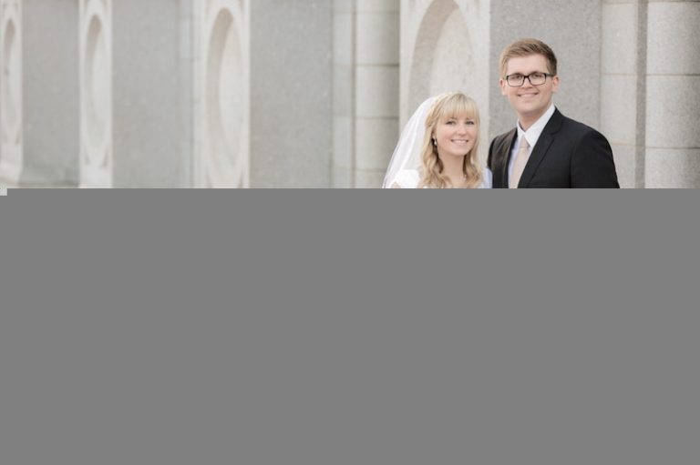 Wedding-Photographer-SLC-Temple-Blue-Lemon-Reception021-Blog(pp_w768_h511)