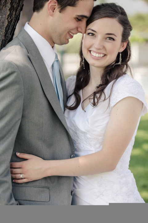 Wedding-and-Portrait-Photographer-Bountiful-temple-wedding030IMG_1975-Blog(pp_w480_h720)