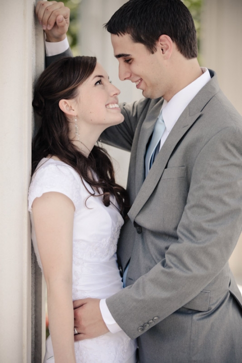 Wedding-and-Portrait-Photographer-Bountiful-temple-wedding039IMG_2253-Blog(pp_w480_h720)