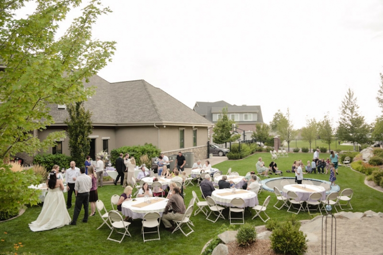 Wedding-and-Portrait-Photographer-backyard-wedding0240R0A7863-Blog(pp_w768_h511)