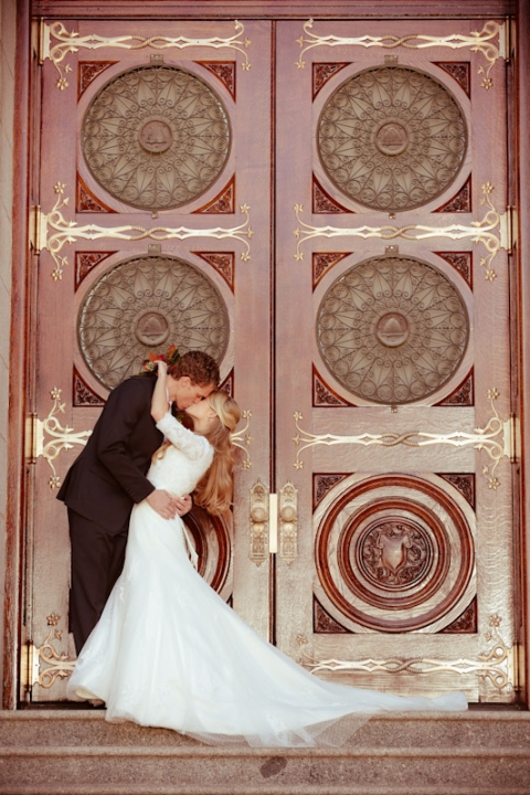 Wedding-Photographer-This-is-the-place-heritage-park-reception014-Blog(pp_w480_h720)