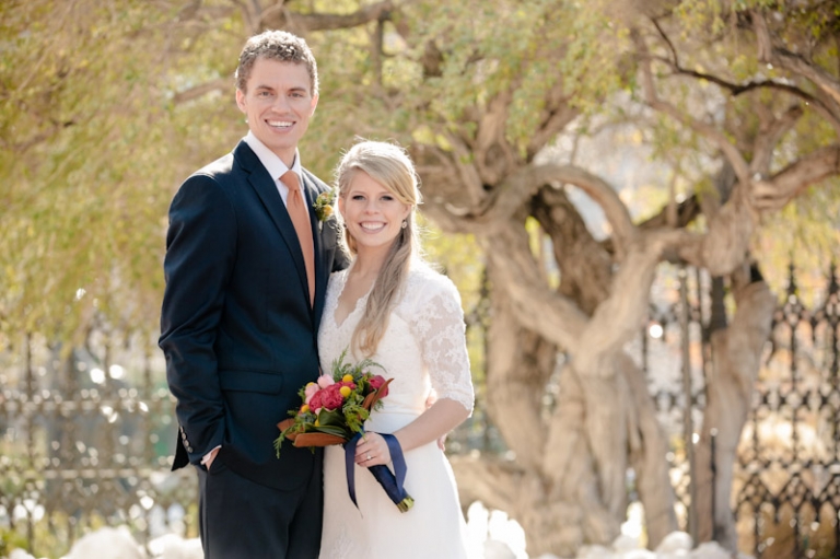 Wedding-Photographer-This-is-the-place-heritage-park-reception020-Blog(pp_w768_h511)