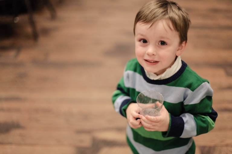 Wedding-Photographer-This-is-the-place-heritage-park-reception050-Blog(pp_w768_h511)