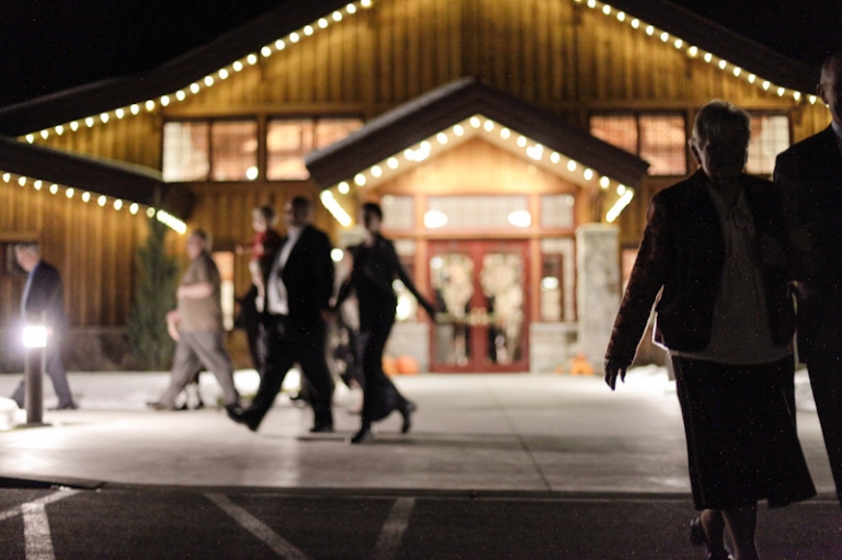 Wedding-Photographer-This-is-the-place-heritage-park-reception058-Blog(pp_w768_h511)