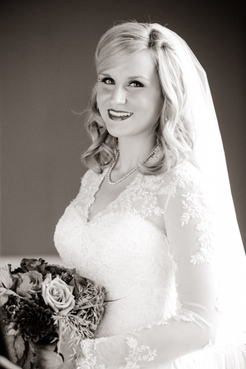 Wedding-and-Portrait-Photographer-Bridals-Kim-Scott0200R0A0640-Blog(pp_w480_h720)
