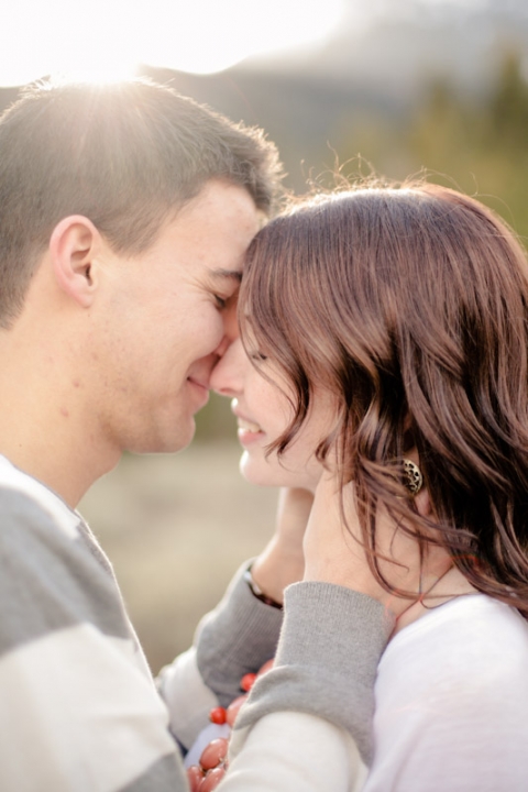 Wedding-Photographer-Canyon-Engagements-UT-photographer007-Blog(pp_w480_h720)