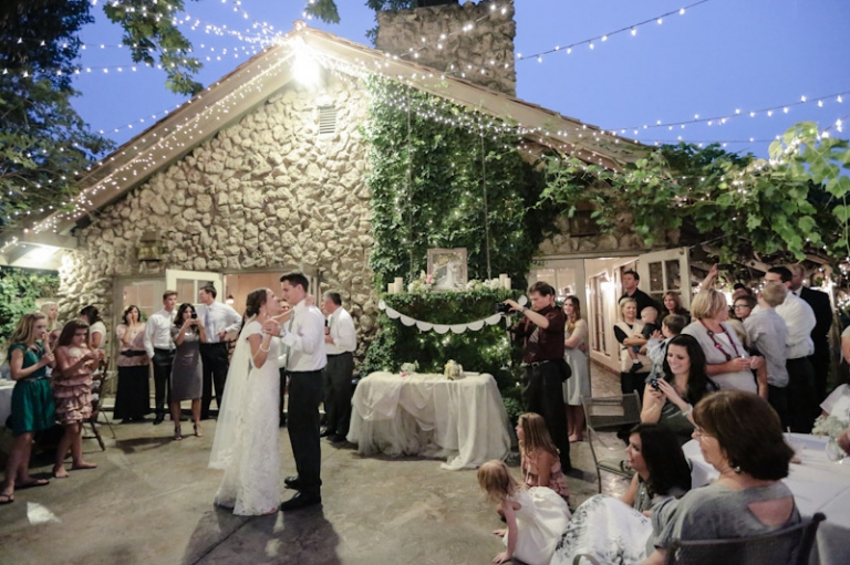 Wedding-and-Portrait-Photographer-Oqhirr-Temple-wedding-The-Bungalow-reception0520R0A4310-Blog(pp_w768_h511)