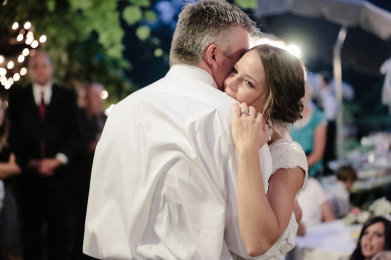 Wedding-and-Portrait-Photographer-Oqhirr-Temple-wedding-The-Bungalow-reception0530R0A4275-Blog(pp_w768_h511)