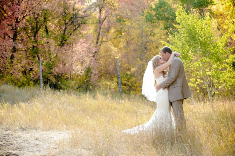 Wedding-Photographer-Fall-canyon-wedding024-Blog(pp_w768_h511)