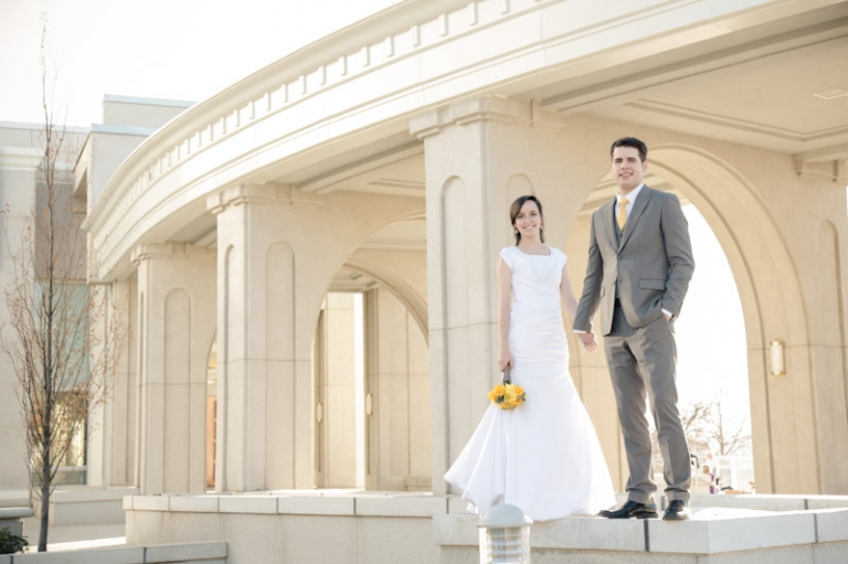 Wedding-Photographer-Timpanogos-Temple-wedding-photos002-Blog(pp_w768_h511)