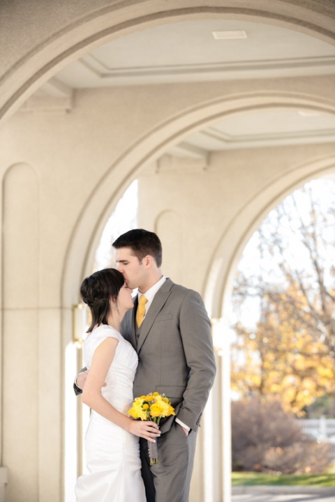 Wedding-Photographer-Timpanogos-Temple-wedding-photos006-Blog(pp_w480_h720)