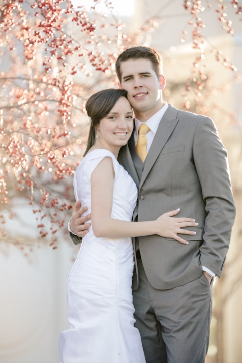 Wedding-Photographer-Timpanogos-Temple-wedding-photos017-Blog(pp_w480_h720)