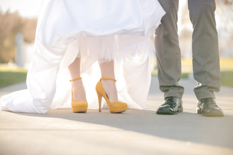 Wedding-Photographer-Timpanogos-Temple-wedding-photos019-Blog(pp_w768_h511)