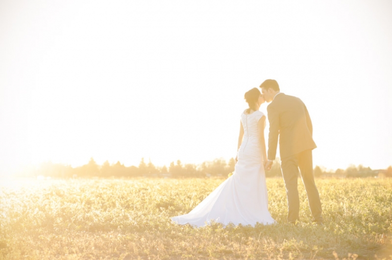 Wedding-Photographer-Timpanogos-Temple-wedding-photos026-Blog(pp_w768_h511)