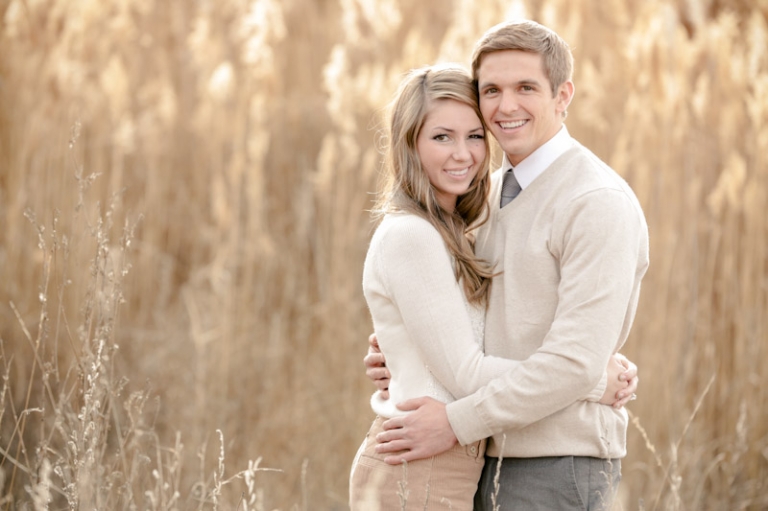 Wedding-Photographer-Cute-Engagements004-Blog(pp_w768_h511)