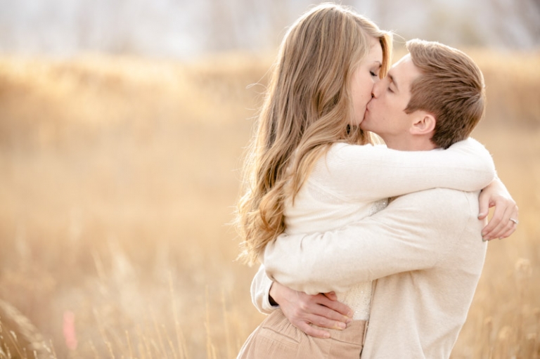 Wedding-Photographer-Cute-Engagements012-Blog(pp_w768_h511)