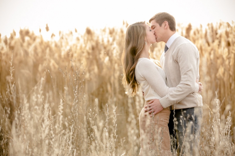 Wedding-Photographer-Cute-Engagements019-Blog(pp_w768_h511)