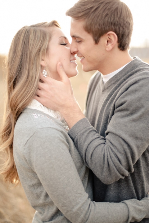 Wedding-Photographer-Cute-Engagements026-Blog(pp_w480_h720)