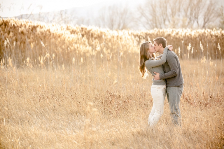 Wedding-Photographer-Cute-Engagements030-Blog(pp_w768_h511)