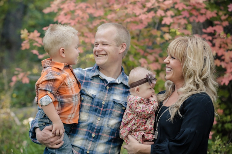 Wedding-and-Portrait-Photographer-Fall-Family-photos0050R0A2781-Blog(pp_w768_h511)