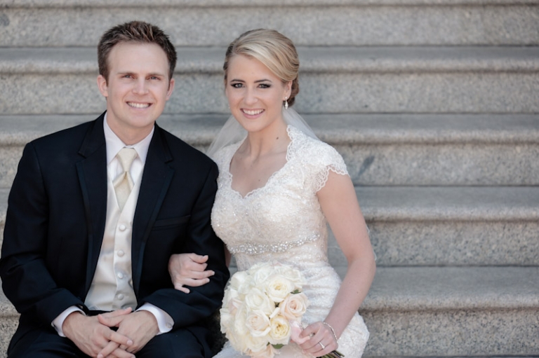 Wedding-and-Portrait-Photographer-SLC-temple-wedding0110R0A2074-Blog(pp_w768_h511)