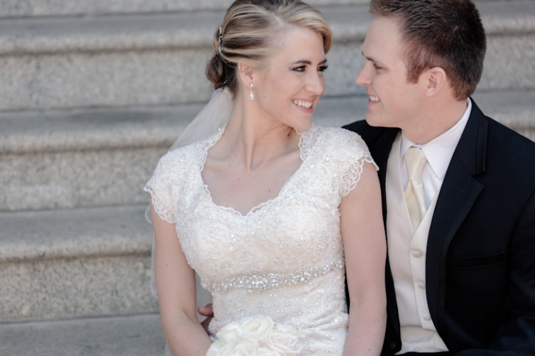 Wedding-and-Portrait-Photographer-SLC-temple-wedding0140R0A2117-Blog(pp_w768_h511)