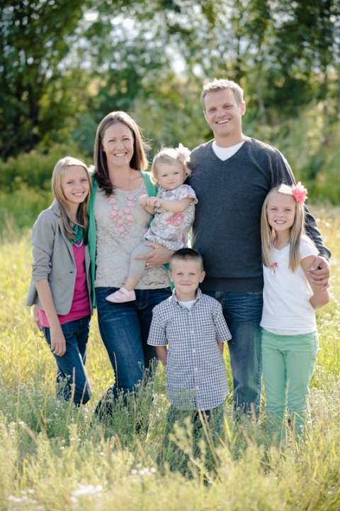 Wedding-and-Portrait-Photographer-Family-Photos-Utah0010R0A1449-Blog(pp_w480_h720)