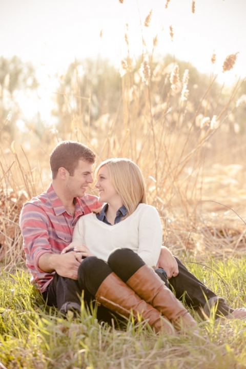 EK-Studios-Wedding-Photographer-Dock-Engagements013-Blog(pp_w480_h720)