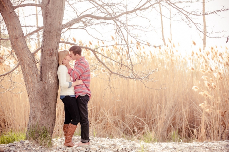 EK-Studios-Wedding-Photographer-Dock-Engagements017-Blog(pp_w768_h511)