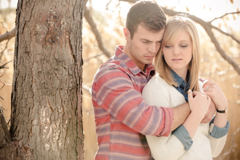 EK-Studios-Wedding-Photographer-Dock-Engagements018-Blog(pp_w768_h511)