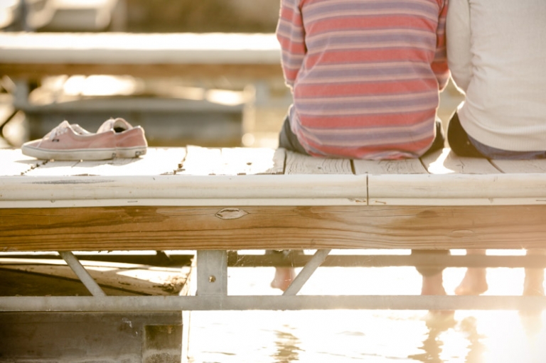 EK-Studios-Wedding-Photographer-Dock-Engagements020-Blog(pp_w768_h511)