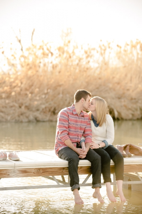 EK-Studios-Wedding-Photographer-Dock-Engagements024-Blog(pp_w480_h720)