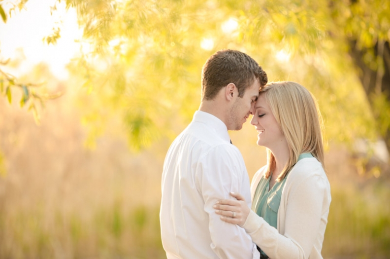 EK-Studios-Wedding-Photographer-Dock-Engagements036-Blog(pp_w768_h511)