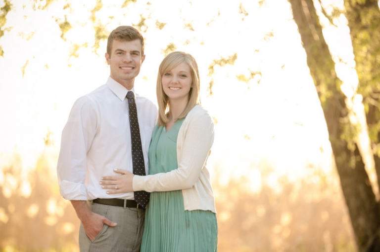 EK-Studios-Wedding-Photographer-Dock-Engagements038-Blog(pp_w768_h511)