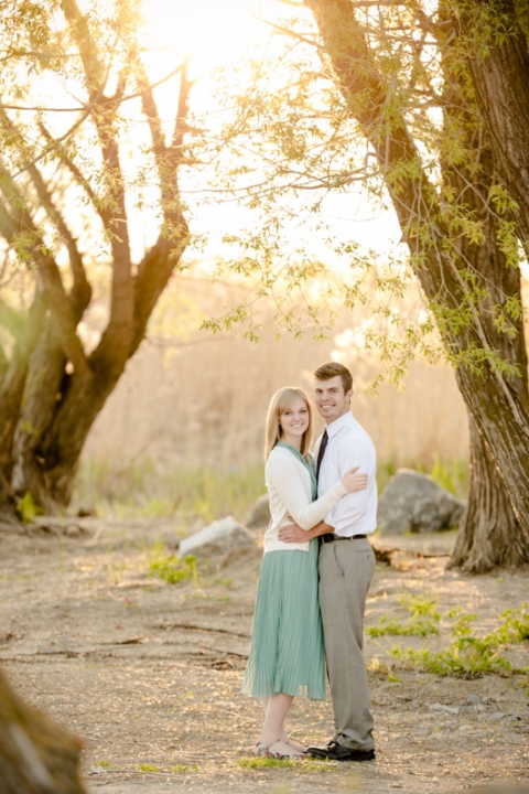 EK-Studios-Wedding-Photographer-Dock-Engagements044-Blog(pp_w480_h720)