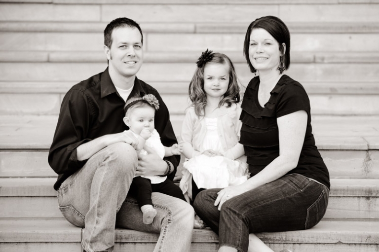 EK-Studios-Wedding-Photographer-Family-photos007-Blog(pp_w768_h511)