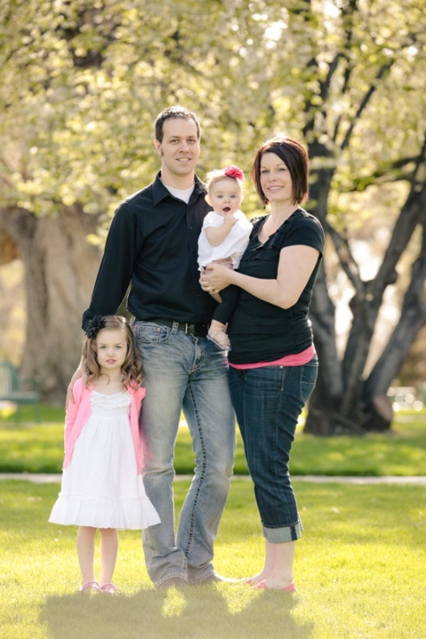 EK-Studios-Wedding-Photographer-Family-photos011-Blog(pp_w480_h720)