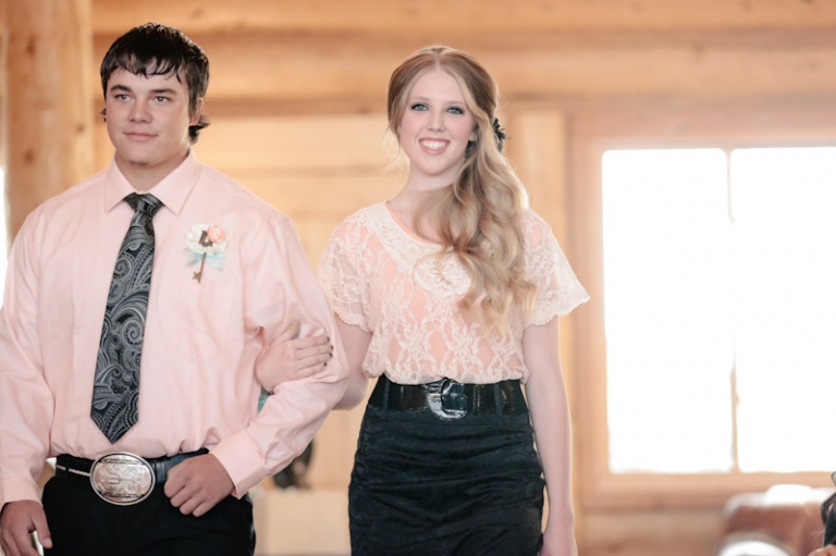 Wedding-Photographer-Vintage-Wedding-Reception009-Blog(pp_w768_h511)