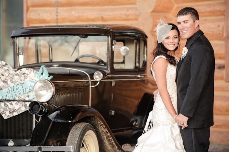 Wedding-Photographer-Vintage-Wedding-Reception033-Blog(pp_w768_h511)