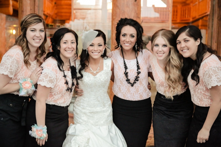 Wedding-Photographer-Vintage-Wedding-Reception042-Blog(pp_w768_h511)