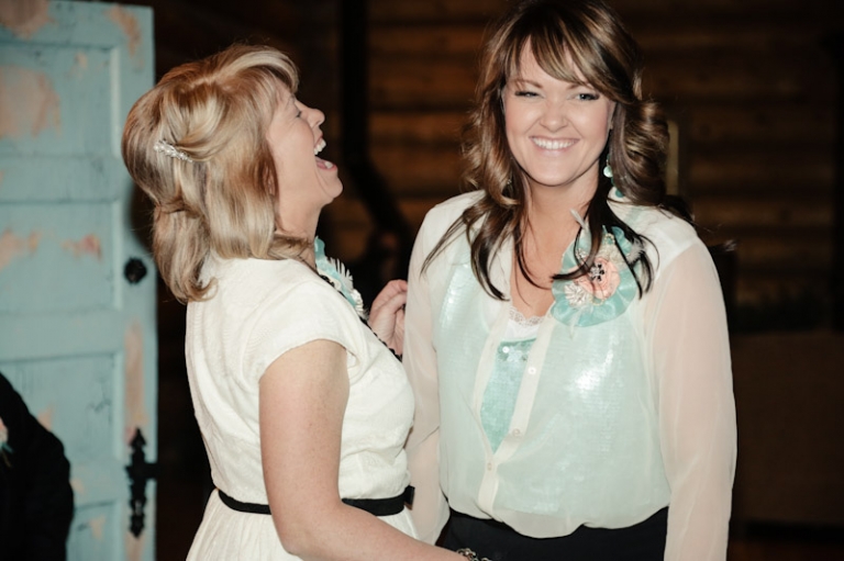 Wedding-Photographer-Vintage-Wedding-Reception064-Blog(pp_w768_h511)